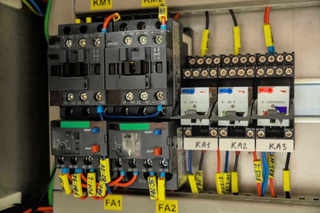 An overload relay is a device that protects motors from overcurrent